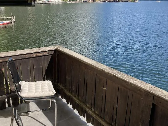 ホームステイ Lakeside 4 - Mit Balkon ハルシュタット