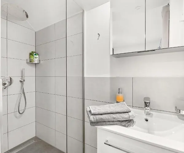 Kwatera prywatna Lakeside 4 - Mit Balkon