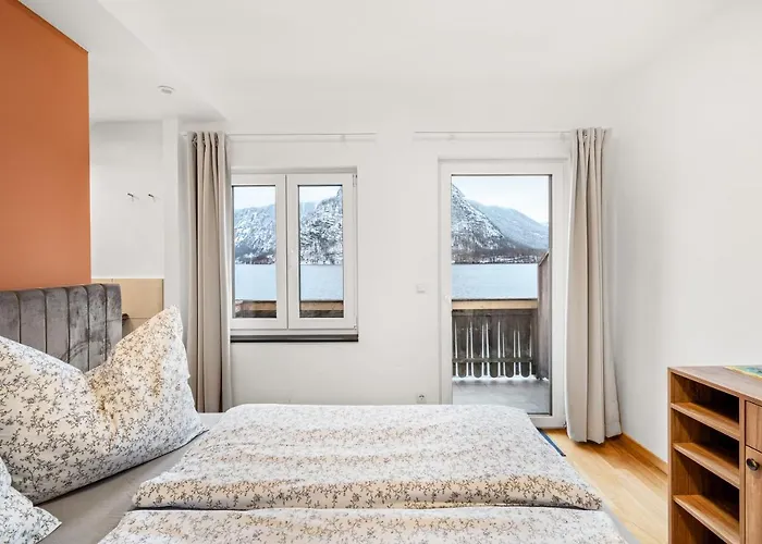 Lakeside 4 - Mit Balkon Homestay